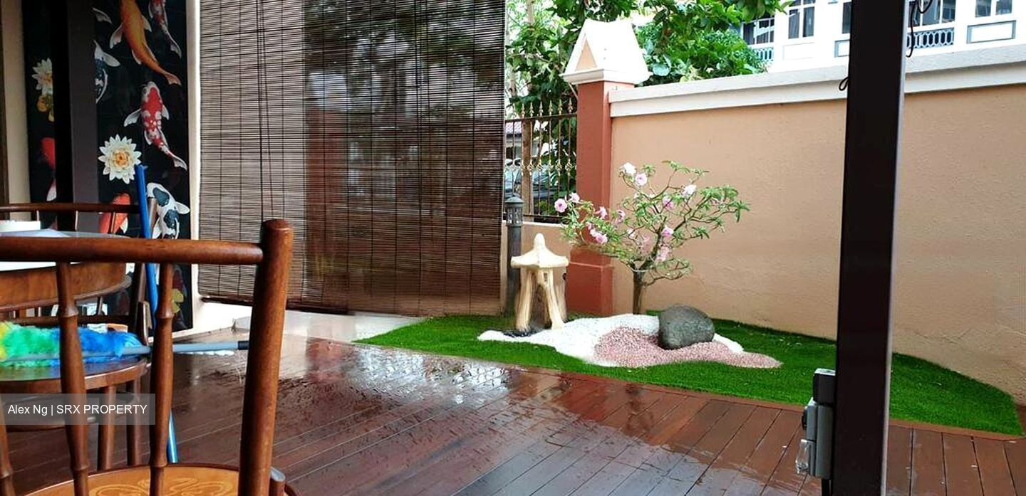 Flora Road (D17), Terrace #446560761